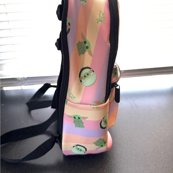 Star Wars mini Backpack with baby yoda - Picture 3 of 9